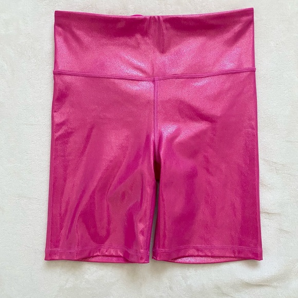 ⭐️ GAP Pink Shimmer Power Bike Shorts XS - Picture 3 of 7